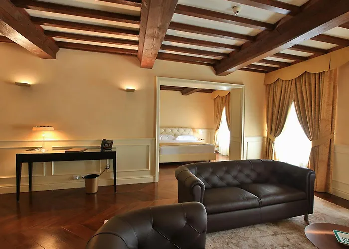 Hotel Rua Frati 48 in San Francesco Modena